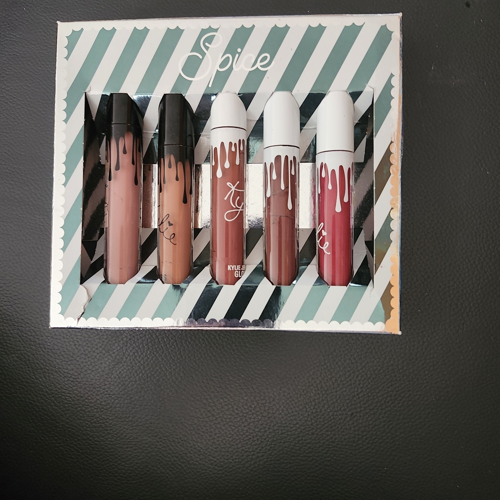 Kylie Cosmetics Spice Lip Kit - Bold Shades NIB Not Swatched